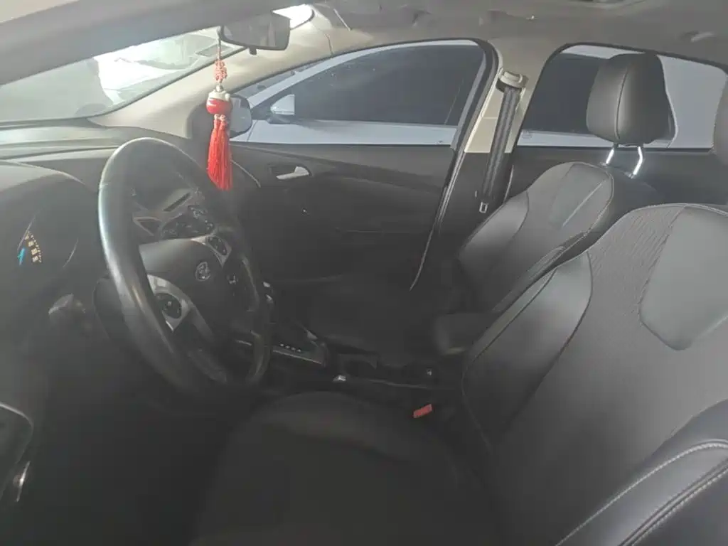 Ford Focus — миниатюра 15
