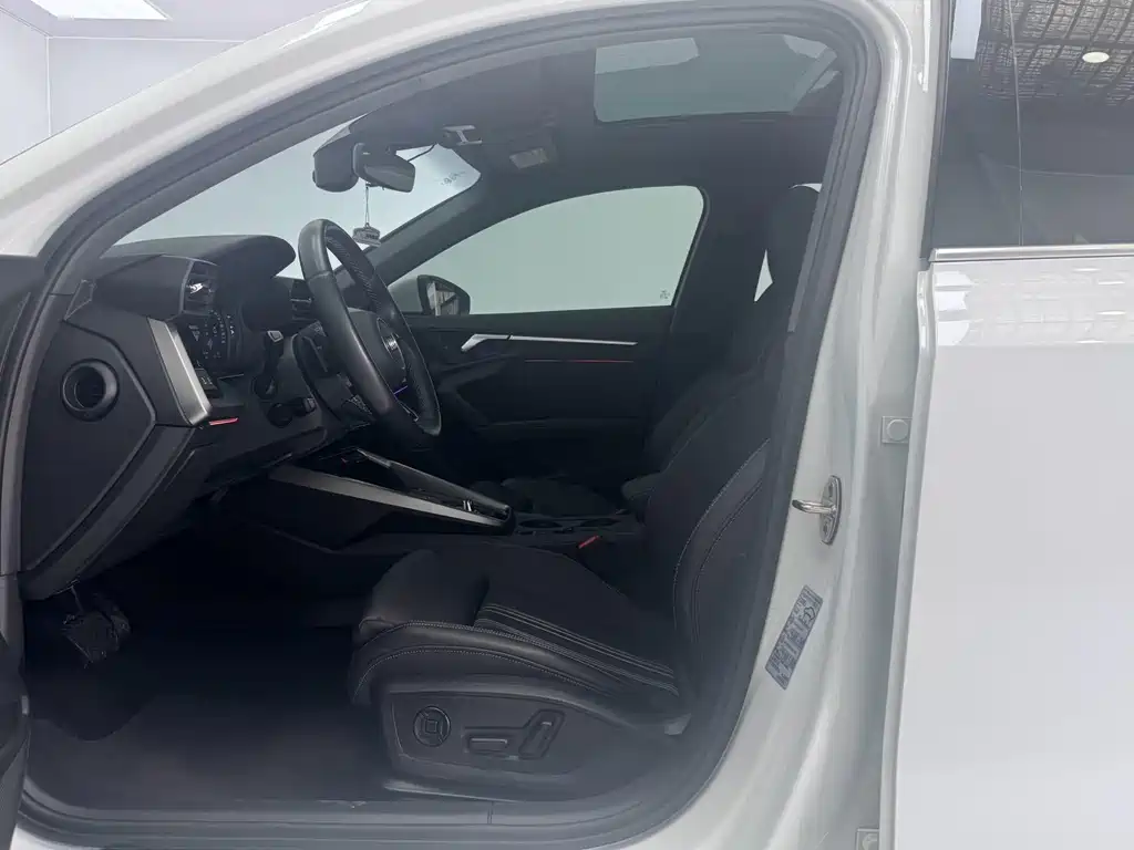 Audi A3 — миниатюра 10