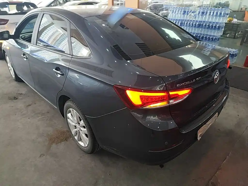 Buick Excelle — миниатюра 5