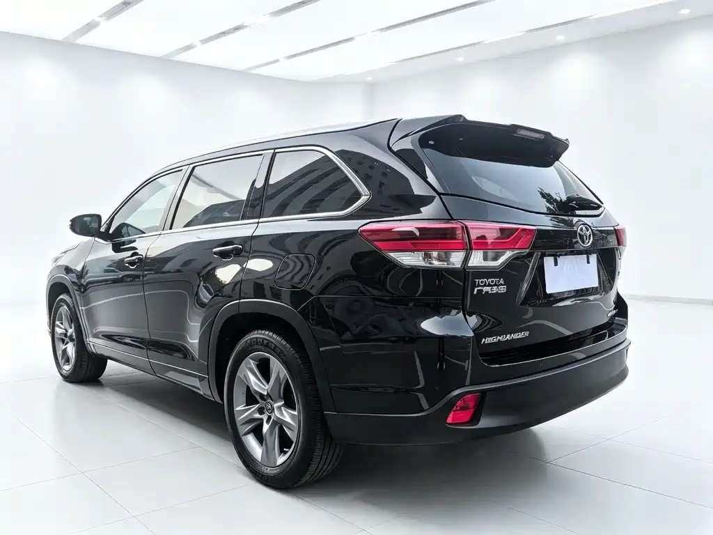 Toyota Highlander — миниатюра 5