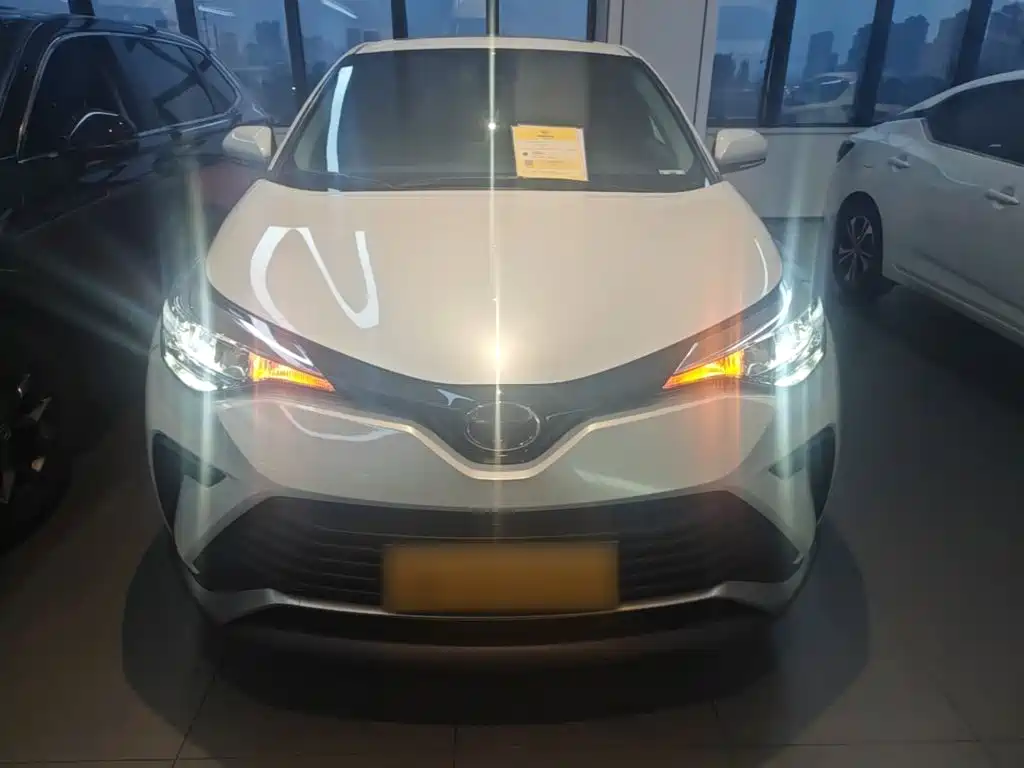 Toyota IZOA — миниатюра 3
