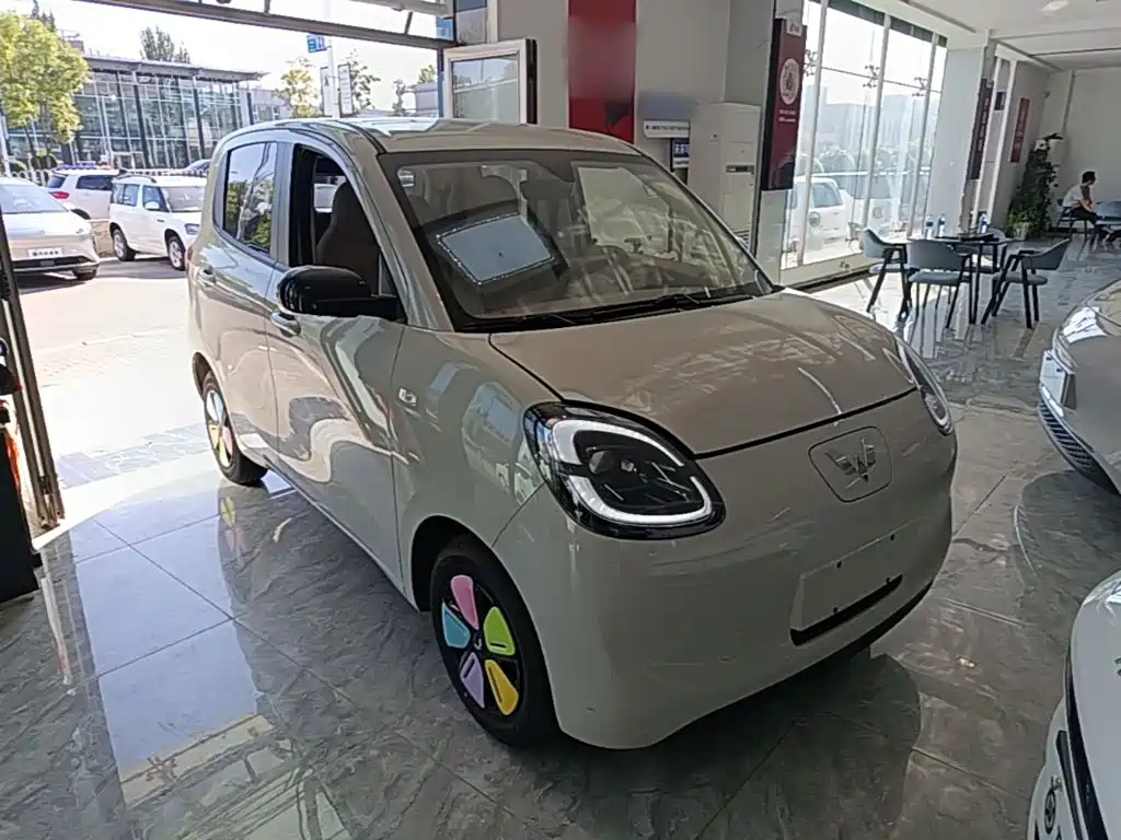 Wuling MINIEV — миниатюра 4