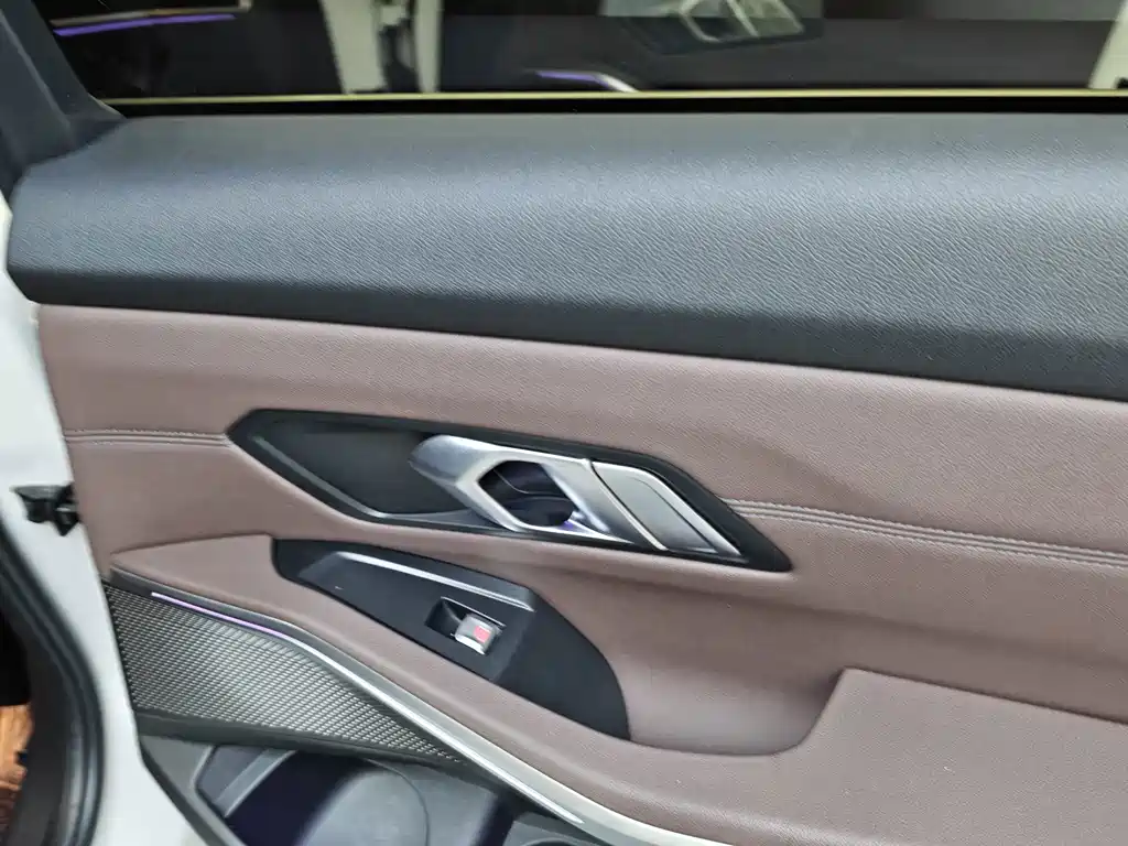 BMW 3 Series — миниатюра 10