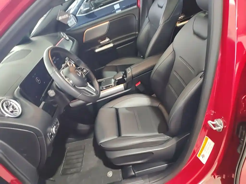 Mercedes-Benz GLA — миниатюра 15