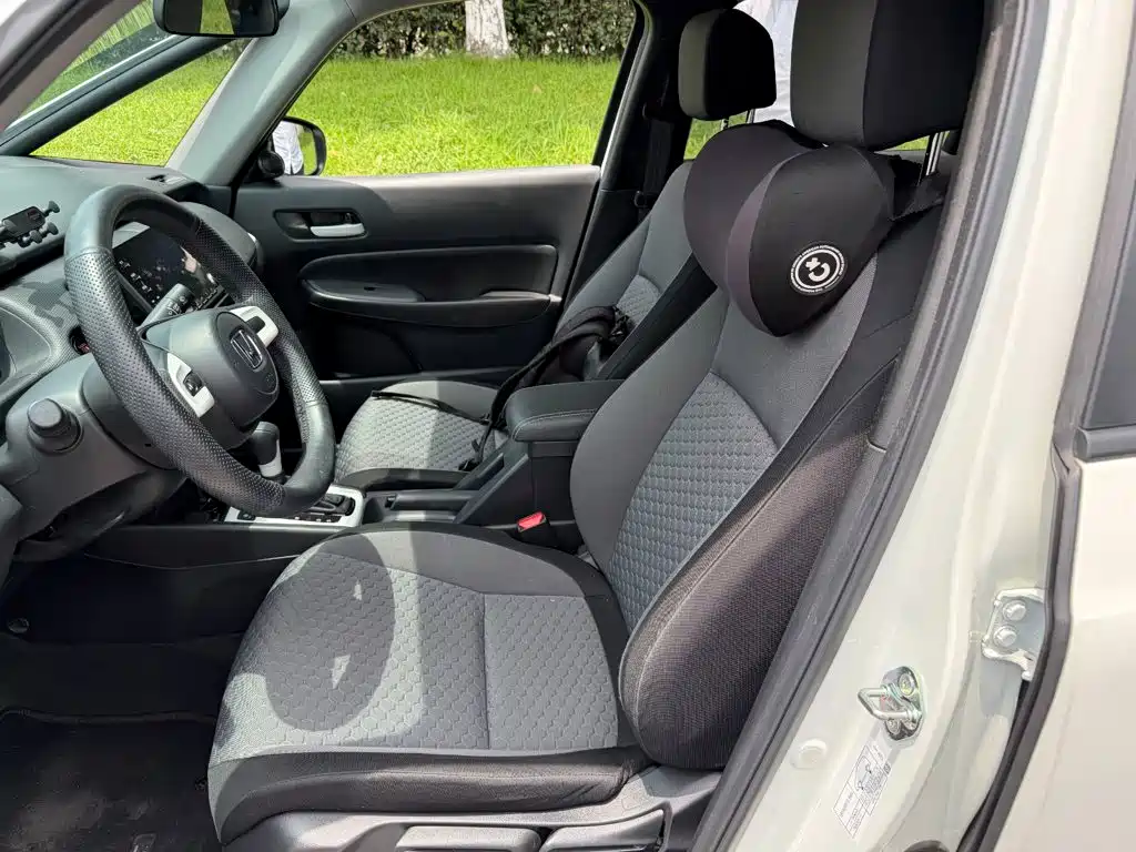 Honda Fit — миниатюра 8