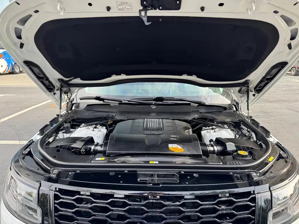 Land Rover Range Rover — миниатюра 16