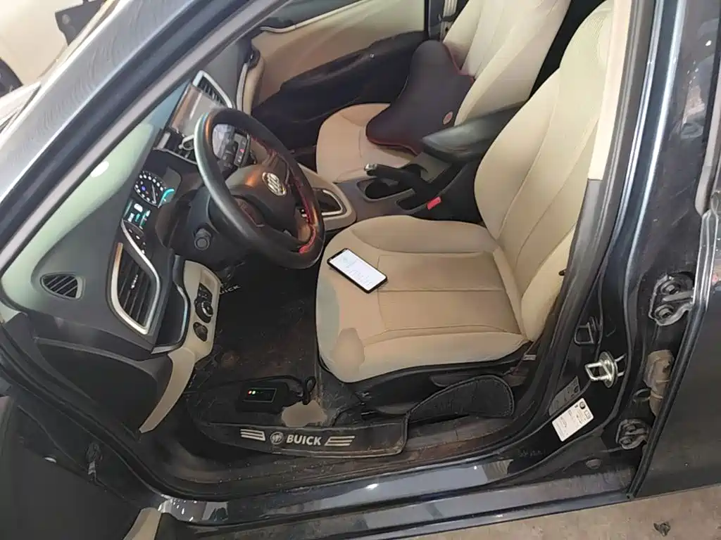 Buick Excelle — миниатюра 15