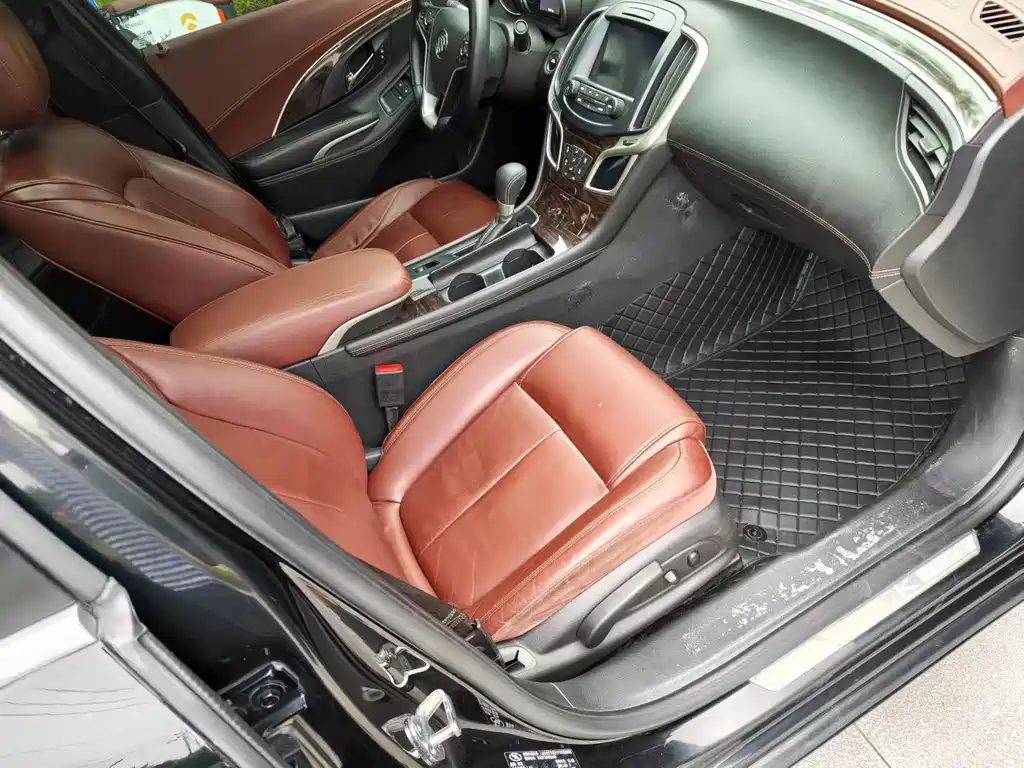 Buick LaCrosse — миниатюра 9