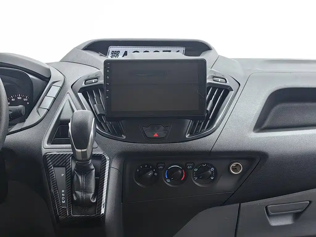 Ford Transit — миниатюра 12