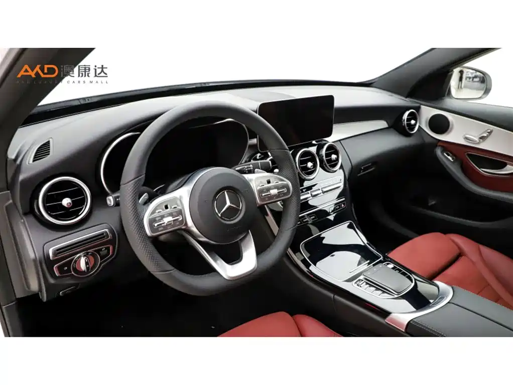 Mercedes-Benz C-Class — миниатюра 6