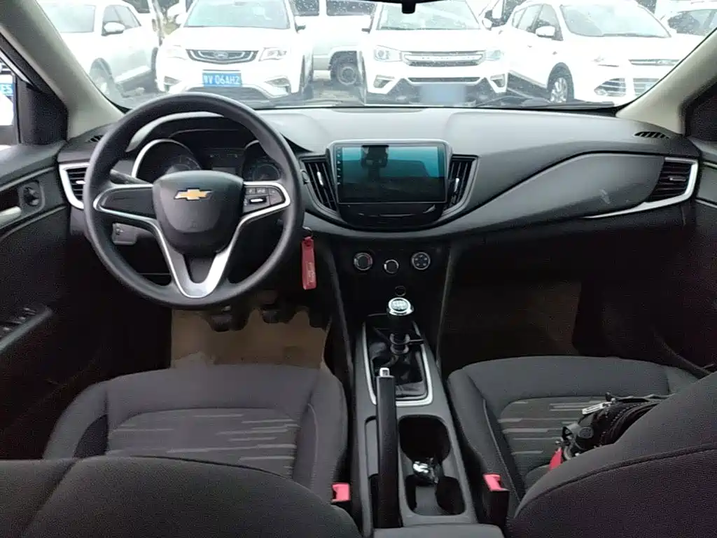 Chevrolet Cavalier — миниатюра 10