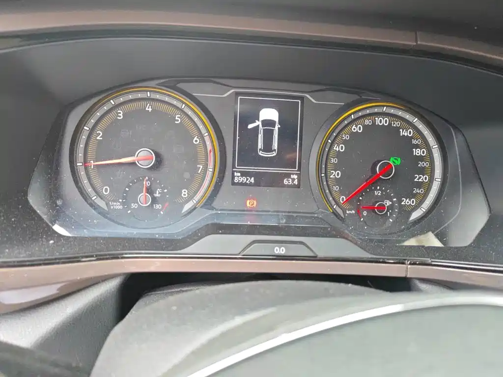 Volkswagen Tharu — миниатюра 5