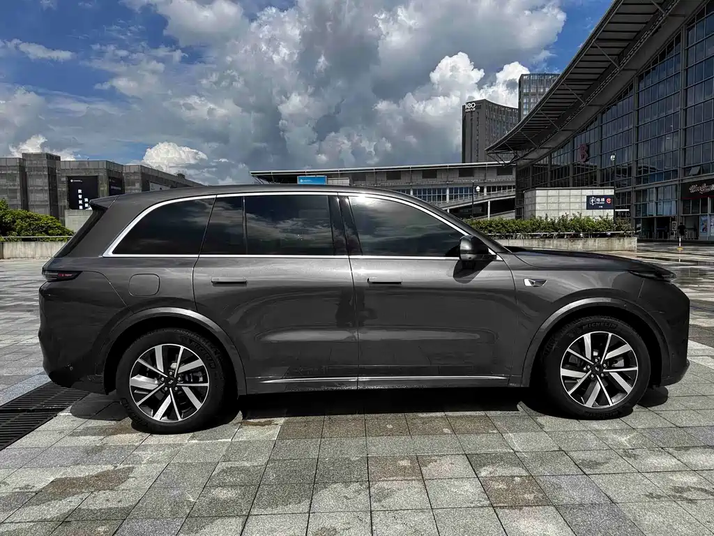 Li Auto Li L8 — миниатюра 4