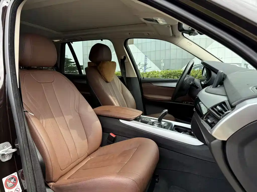 BMW X5 (Import) — миниатюра 12