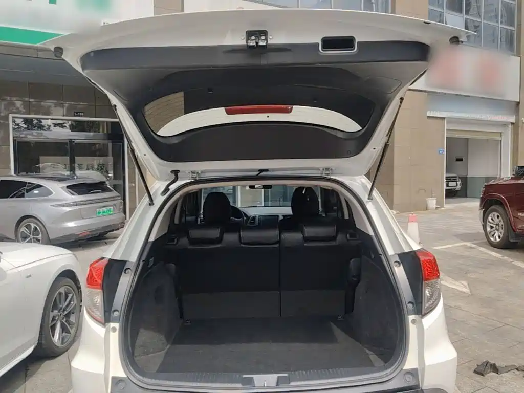 Honda Vezel — миниатюра 19
