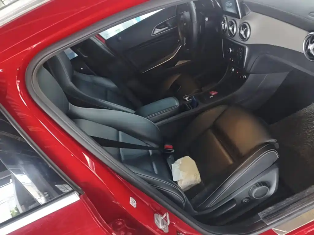 Mercedes-Benz GLA — миниатюра 25