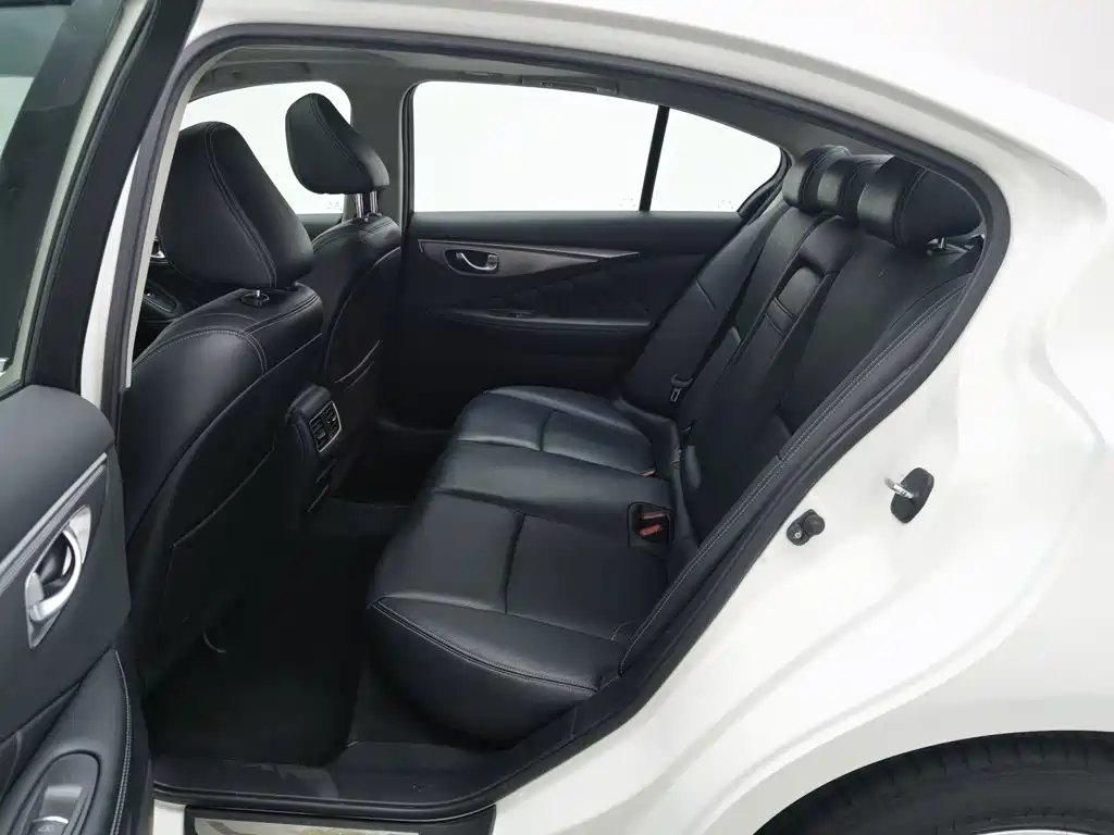 Infiniti Q50L — миниатюра 15
