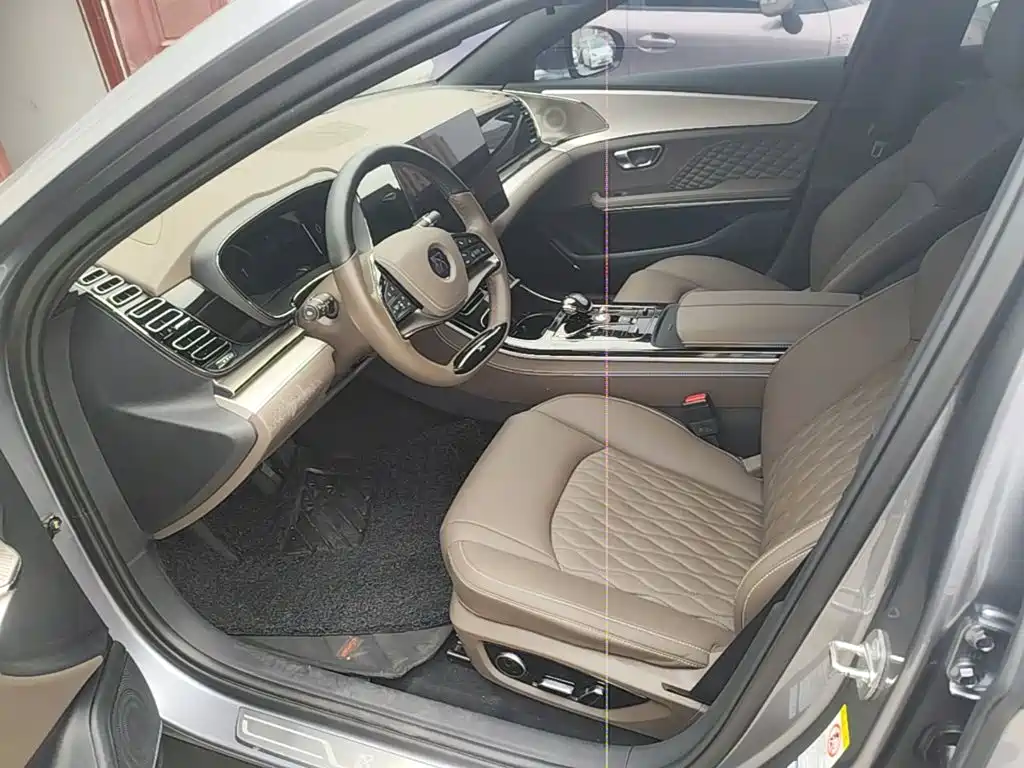 BYD Han — миниатюра 15