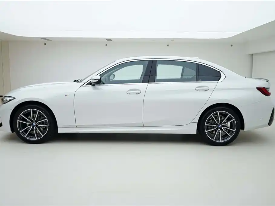 BMW 3 Series 3 2025 325Li M Sport