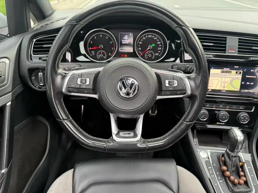 Volkswagen Golf — миниатюра 8