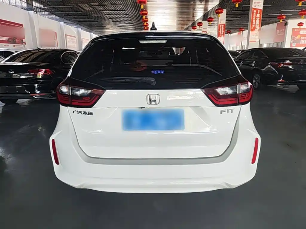Honda Fit — миниатюра 6