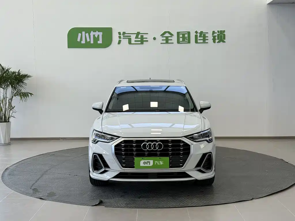 Audi Q3 2023 35 TFSI Fashion (1.4T)