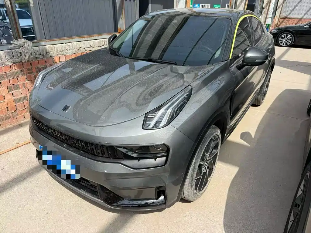 Lynk & Co 05