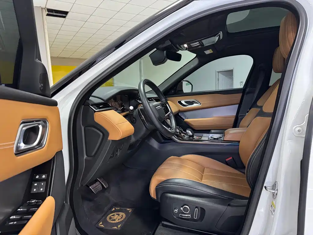Land Rover Velar — миниатюра 4