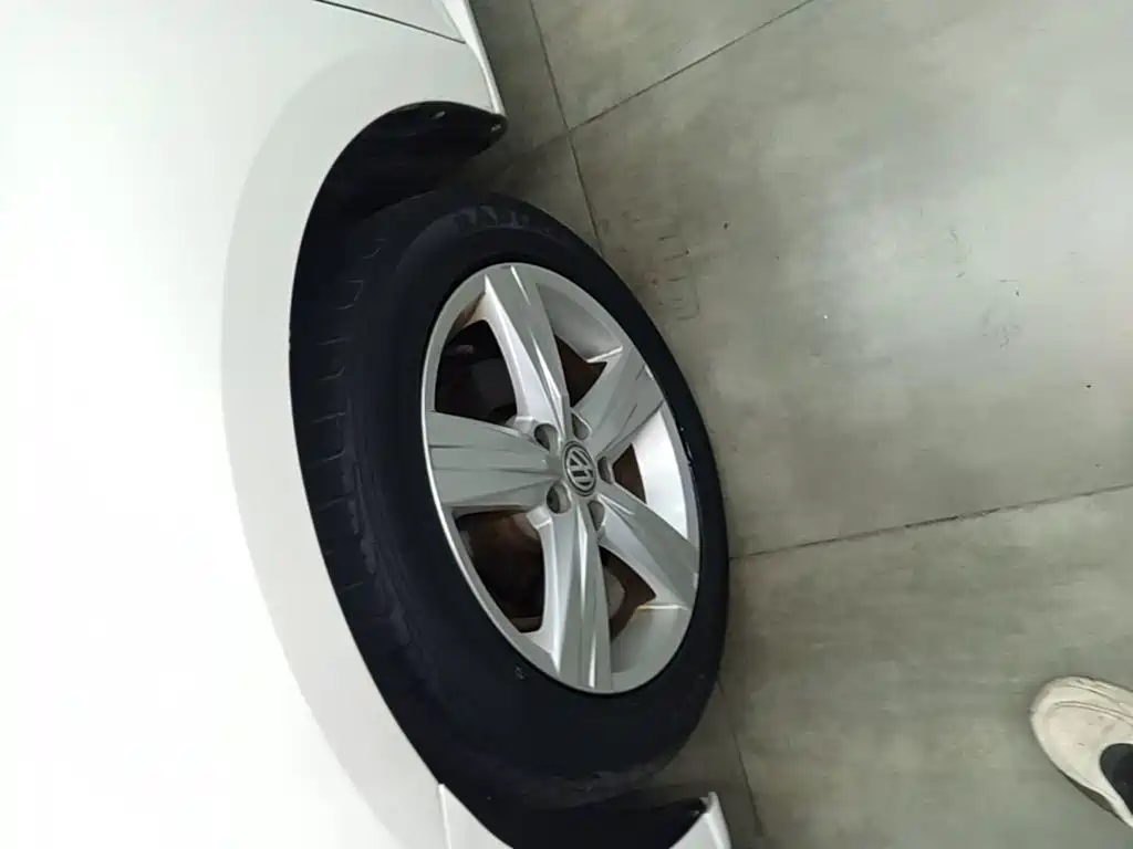 Volkswagen Lavida — миниатюра 23