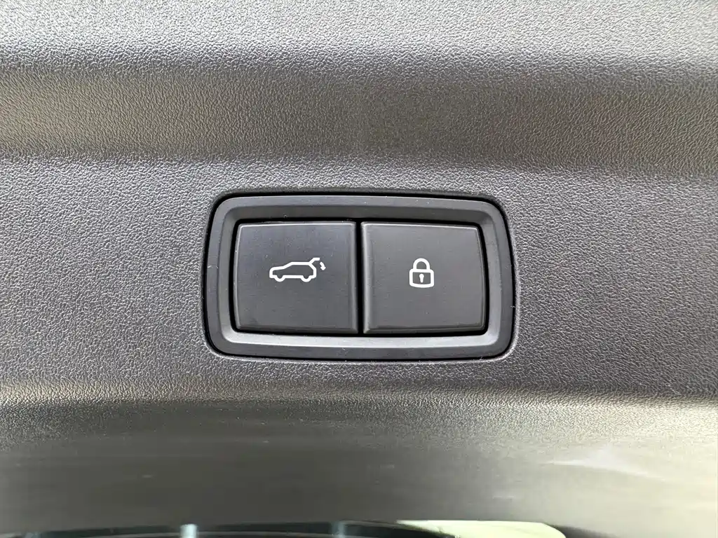 Li Auto Li L7 — миниатюра 20