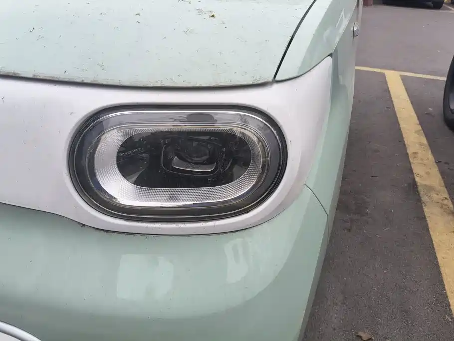 Wuling MINIEV — миниатюра 5