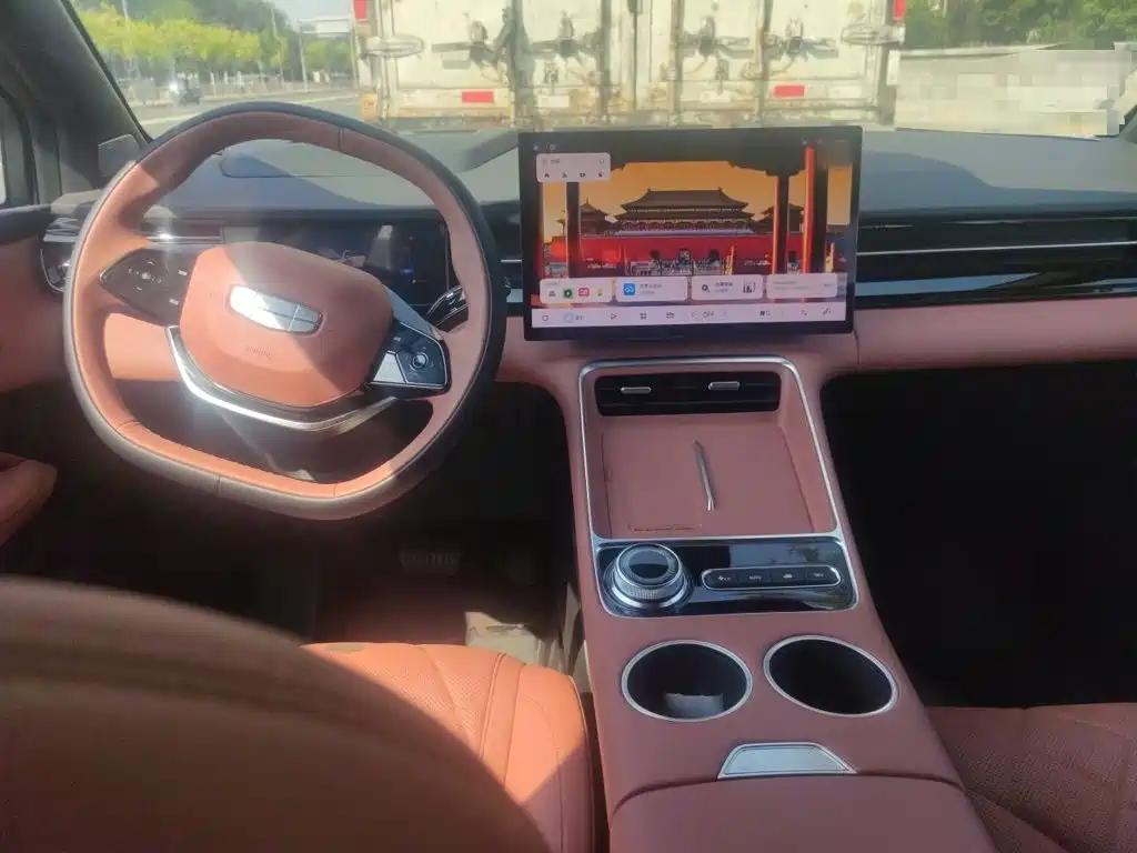 Geely 博越REV — миниатюра 10