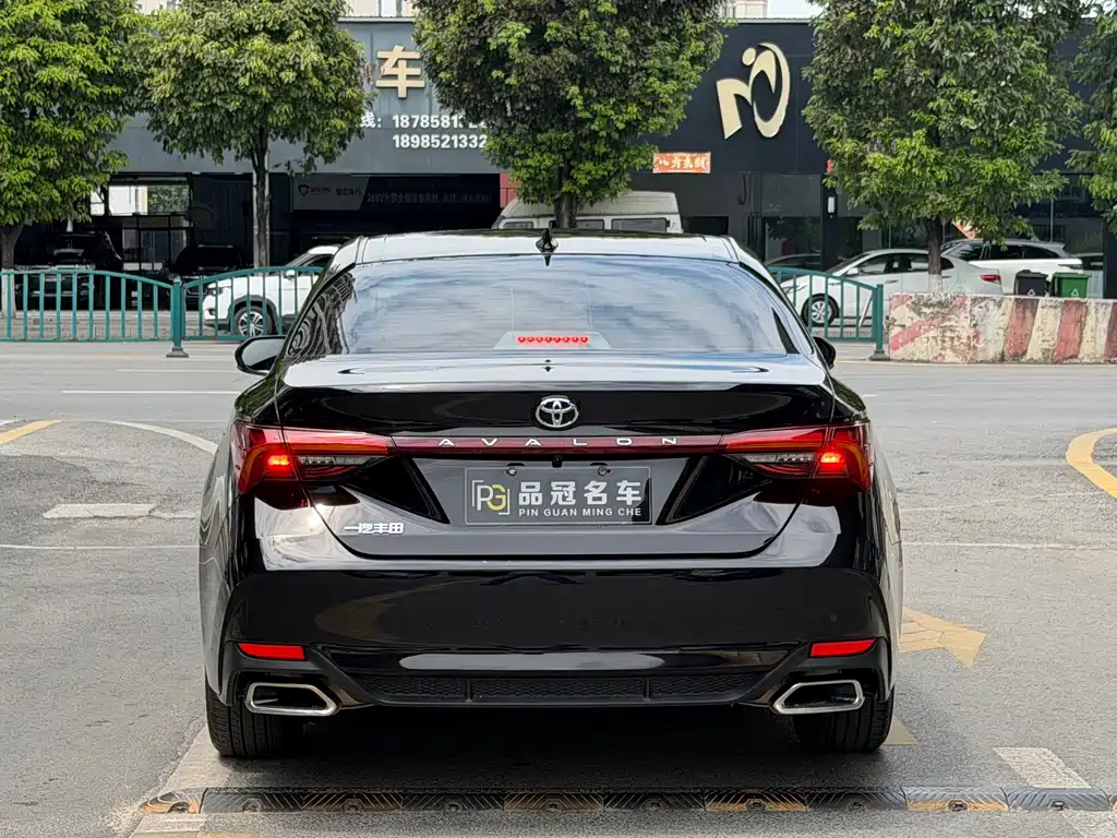 Toyota Avalon — миниатюра 8