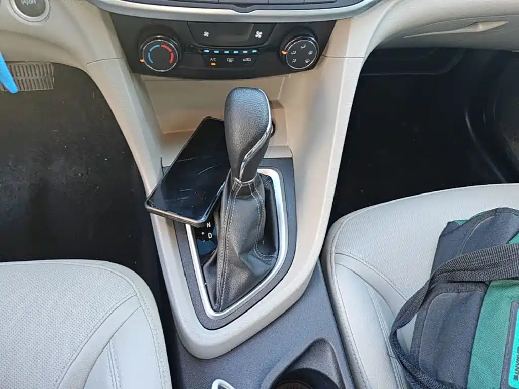 Buick Excelle — миниатюра 14