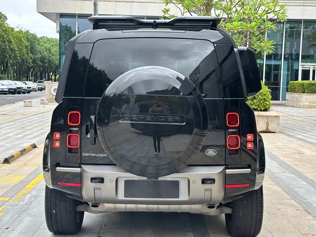 Land Rover Defender — миниатюра 15