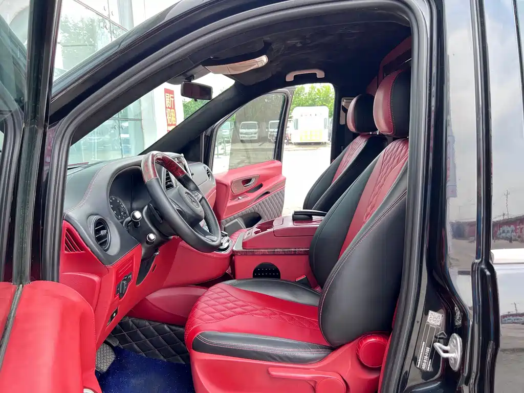 Mercedes-Benz Vito — миниатюра 17