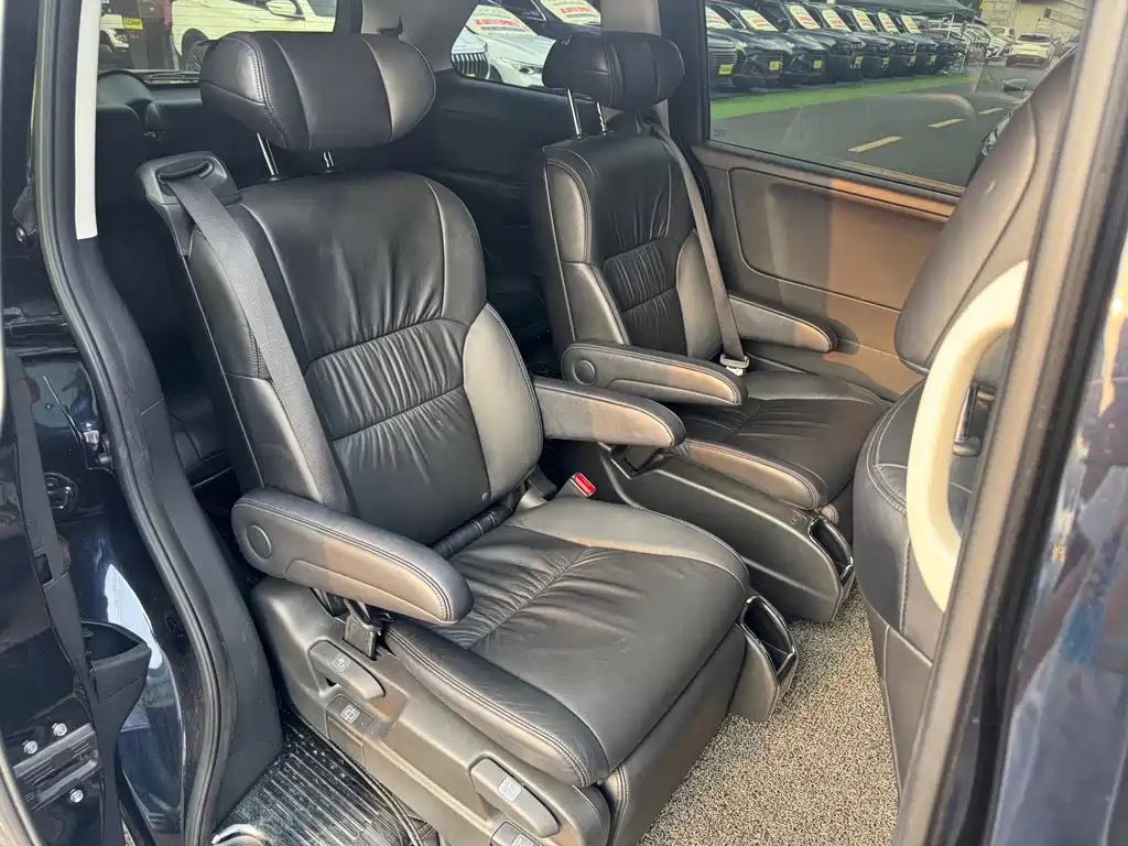 Honda Odyssey — миниатюра 19
