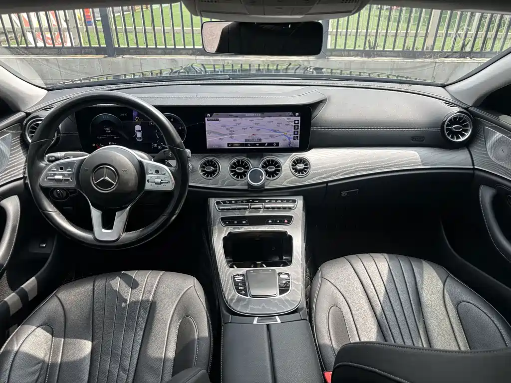 Mercedes-Benz CLS — миниатюра 4