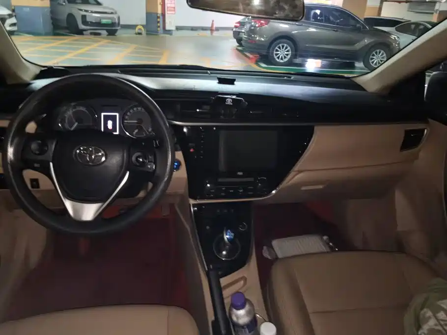 Toyota Corolla — миниатюра 12