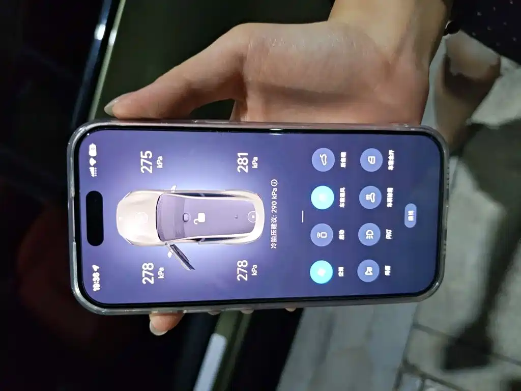 Xiaomi SU7 — миниатюра 12