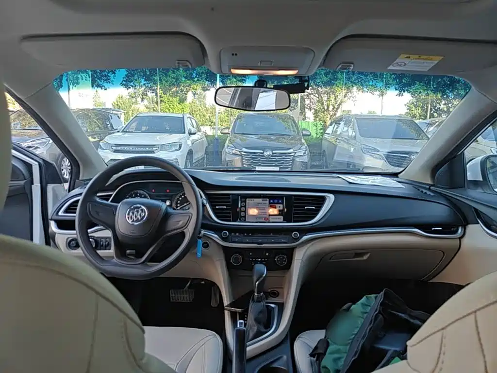 Buick Excelle — миниатюра 10