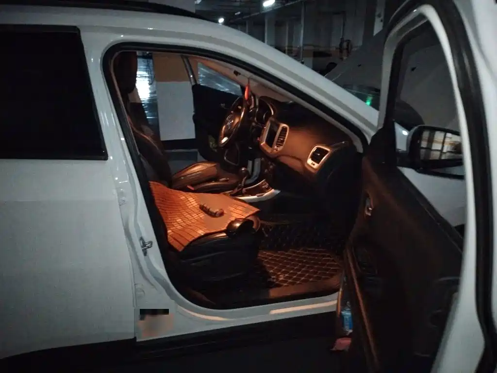 Jeep Compass — миниатюра 19