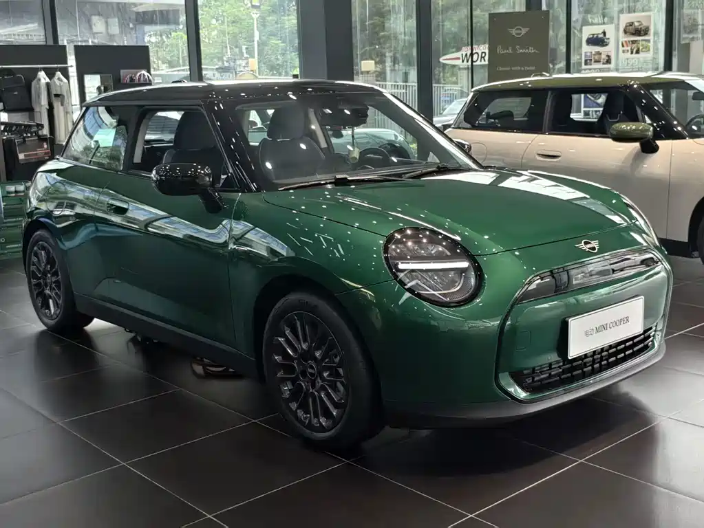 MINI MINI COOPER EV — миниатюра 3
