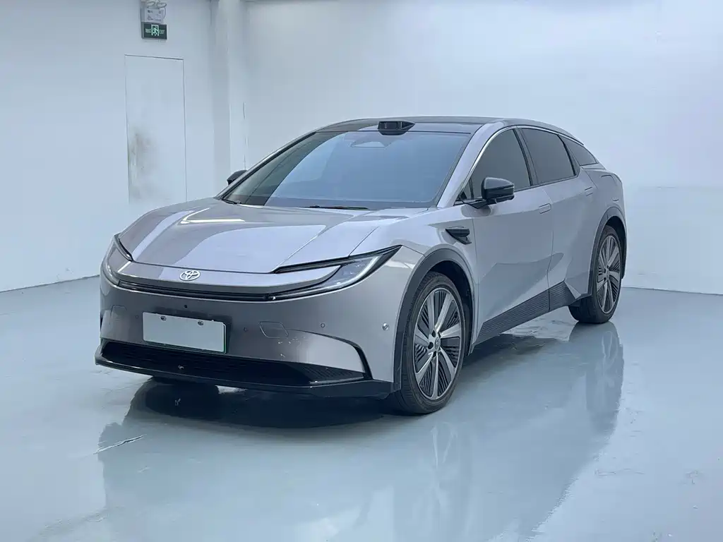 Toyota bZ5 — миниатюра 3