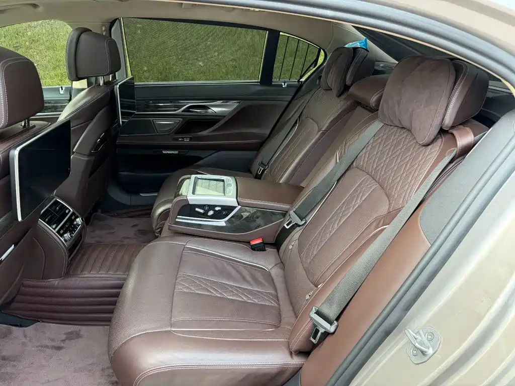 BMW 7 Series — фотографии объявления, Фото 12