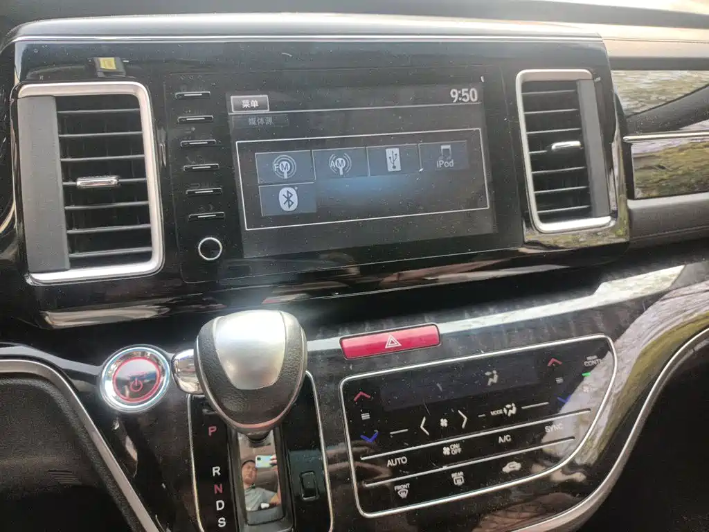Honda Elysion — миниатюра 14