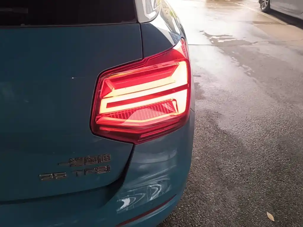 Audi Q2L — миниатюра 8