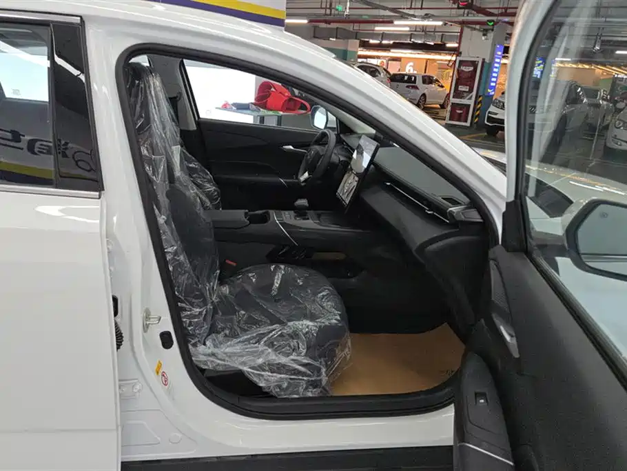 Changan Eado 2025 1.5T 500Bar Luxury