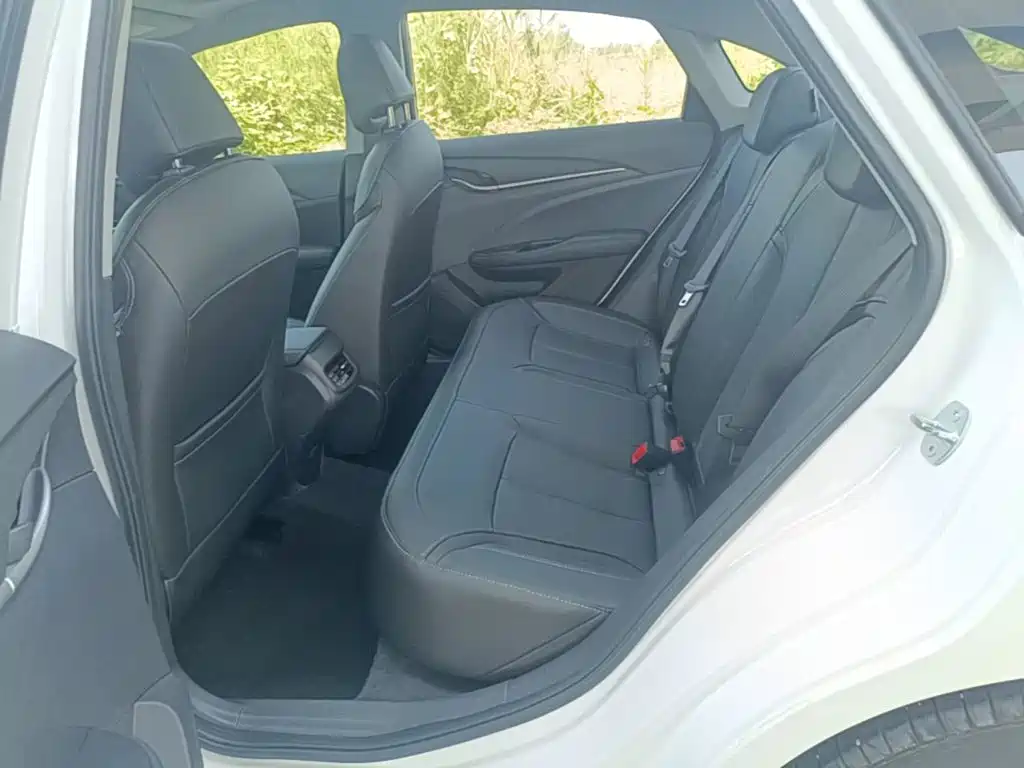 Buick Excelle — миниатюра 17