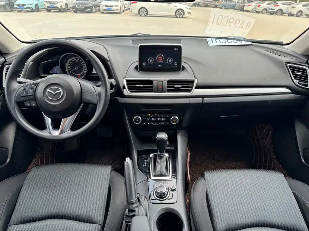 Mazda 3 Axela — миниатюра 12